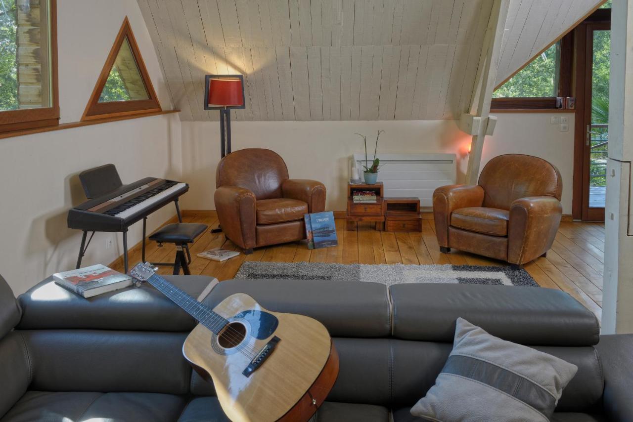 La Maison Dans Les Bois Soucelles Екстер'єр фото